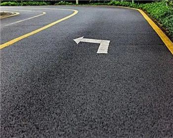 世俱杯网页版养护：到底是在终凝前还是终凝后？